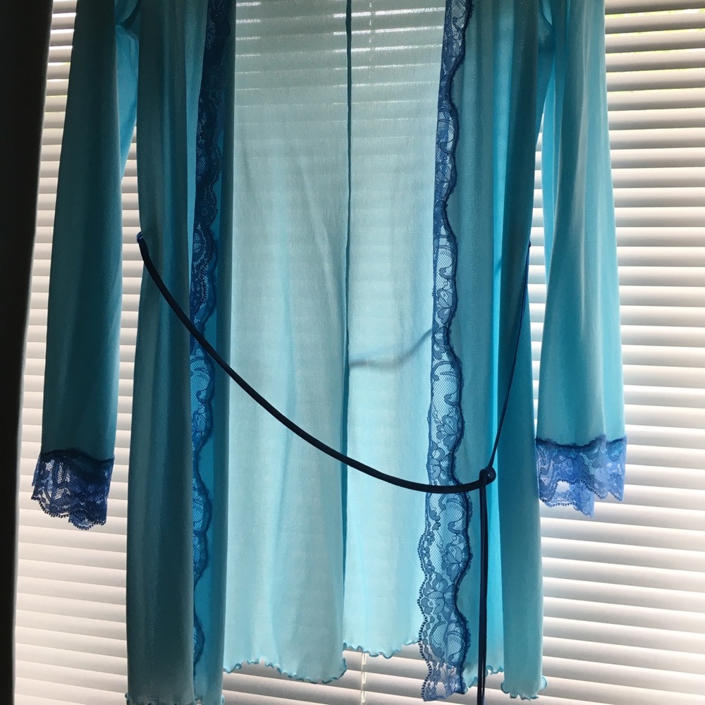 XS / S Victoria Secret Robe - Picture 2 of 3